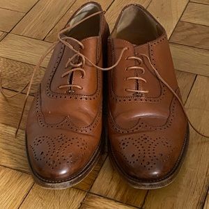 Brown Ralph Lauren Collection Oxford shoes, women’s size 8 1/2.